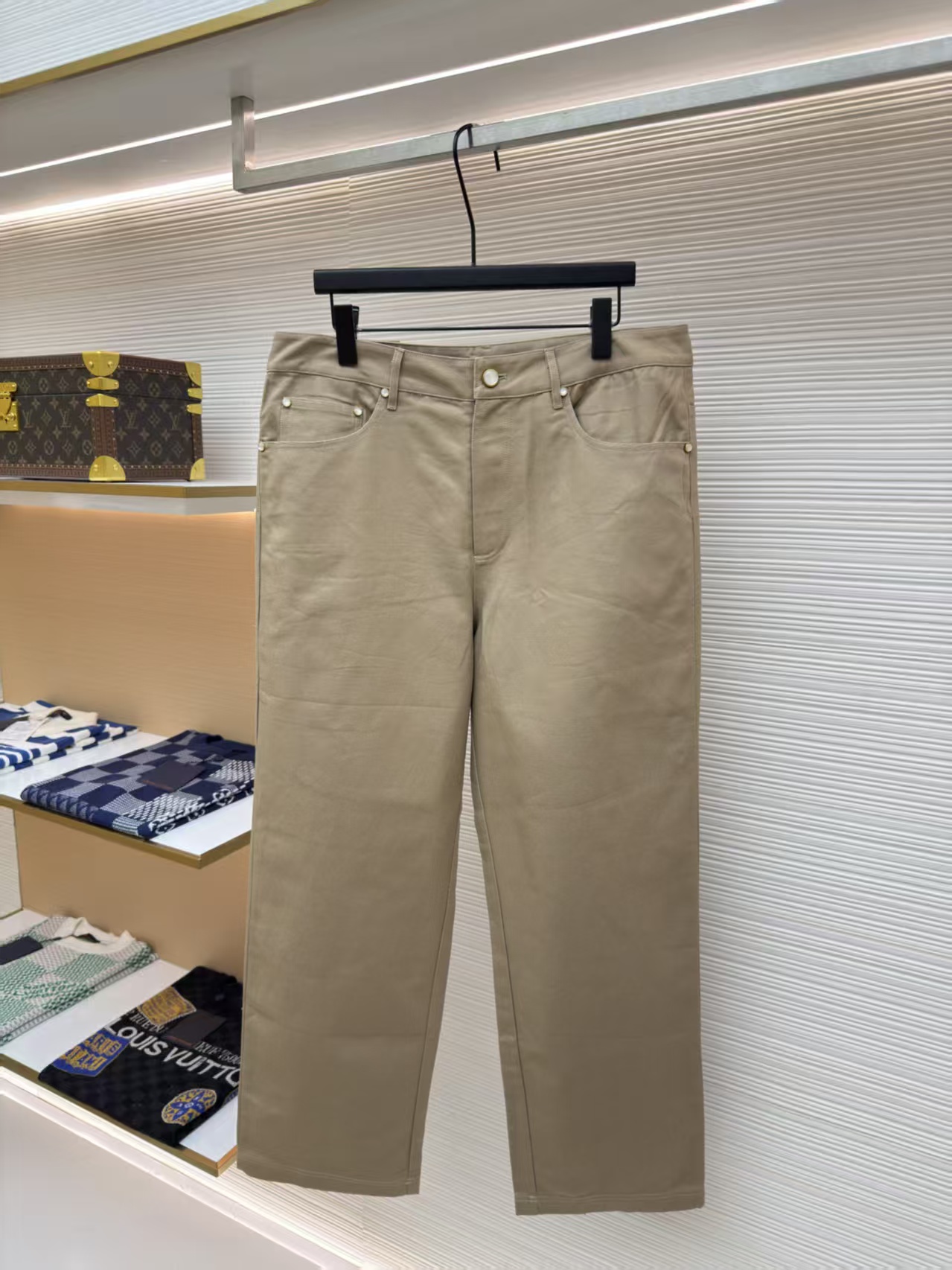 LV pants