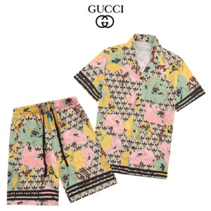 LOUIS VUITTON Summer set