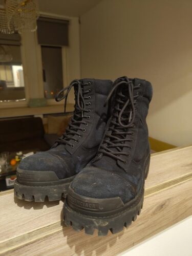 Balenciaga Strike Black photo review