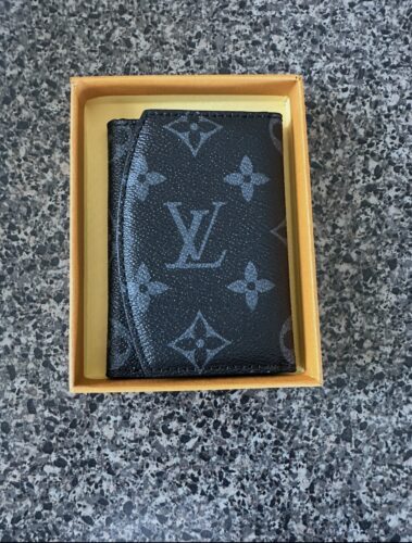 LV card holder photo review